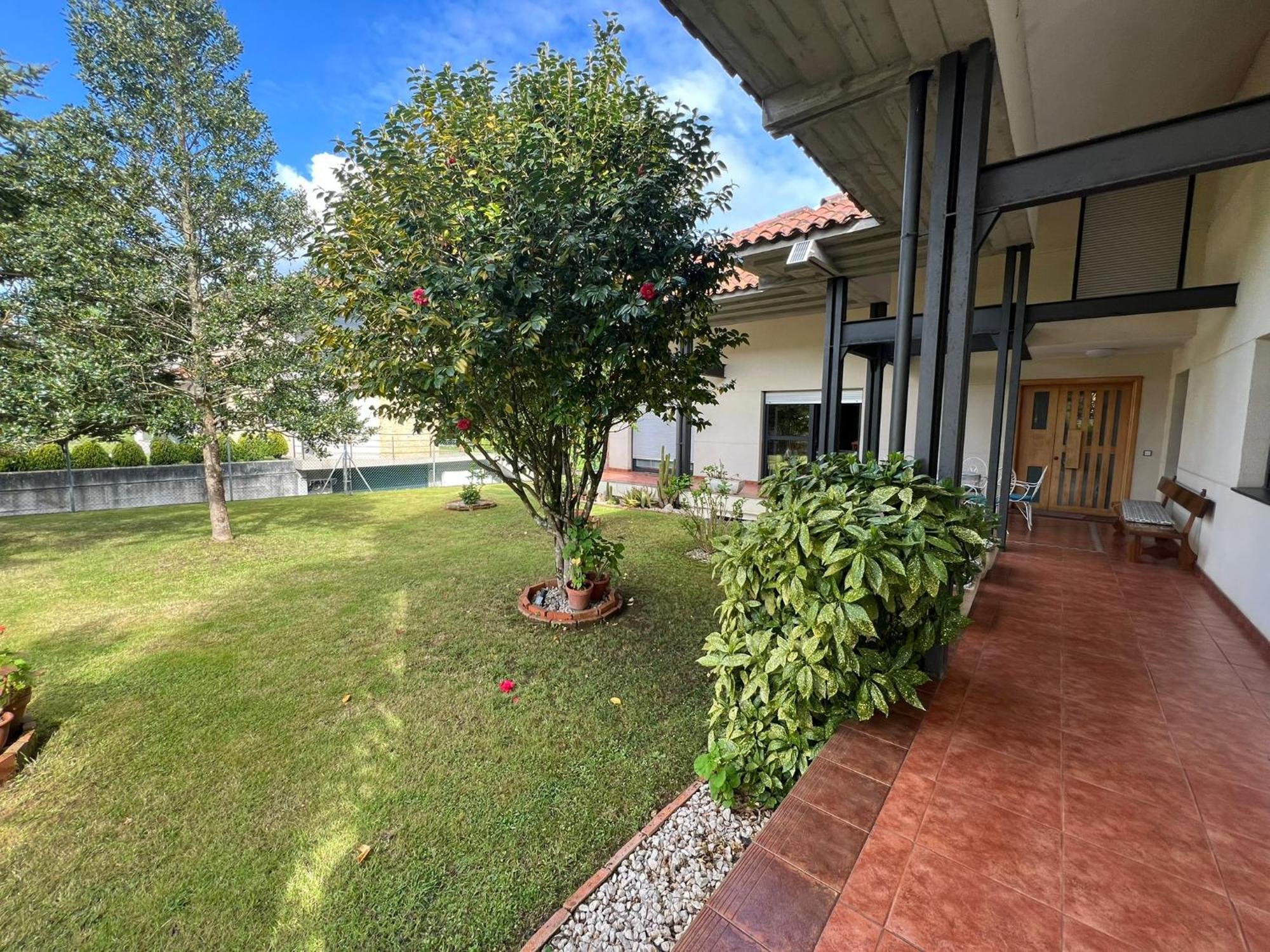 Gestiona2R- Casa Grande En El Centro De Llanes Villa Exterior photo